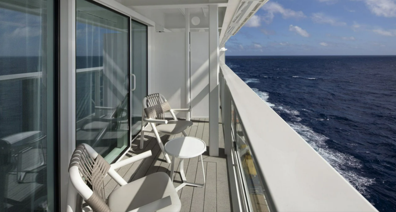 Panoramic Ocean View Suite