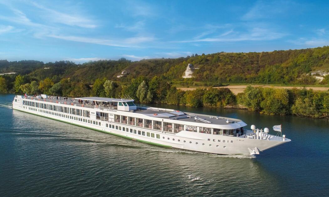 MS Renoir  