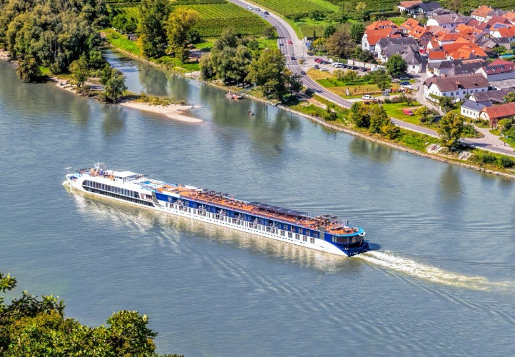 Romantic Danube - Vilshofen to Budapest