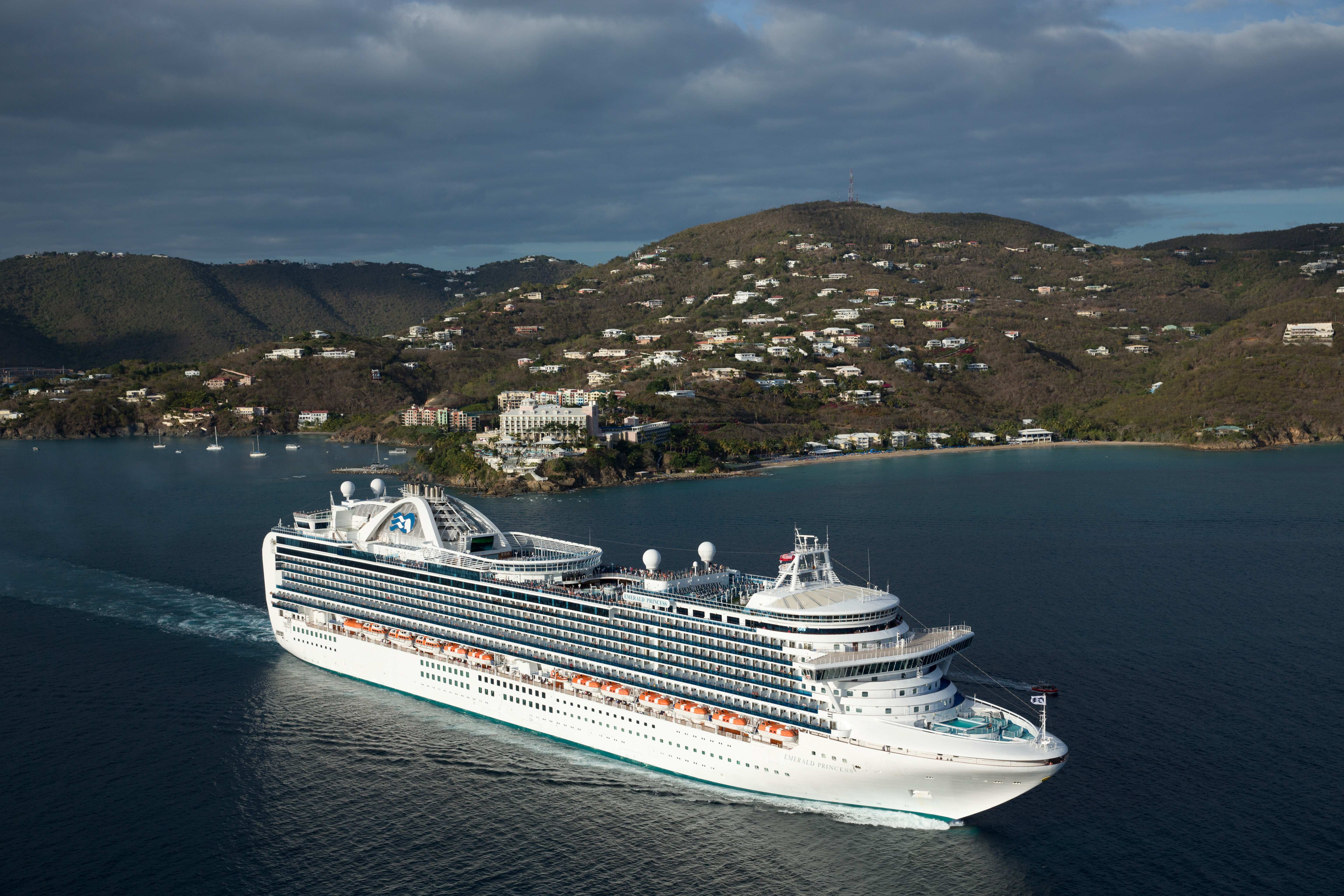 Panama Canal - Ocean to Ocean