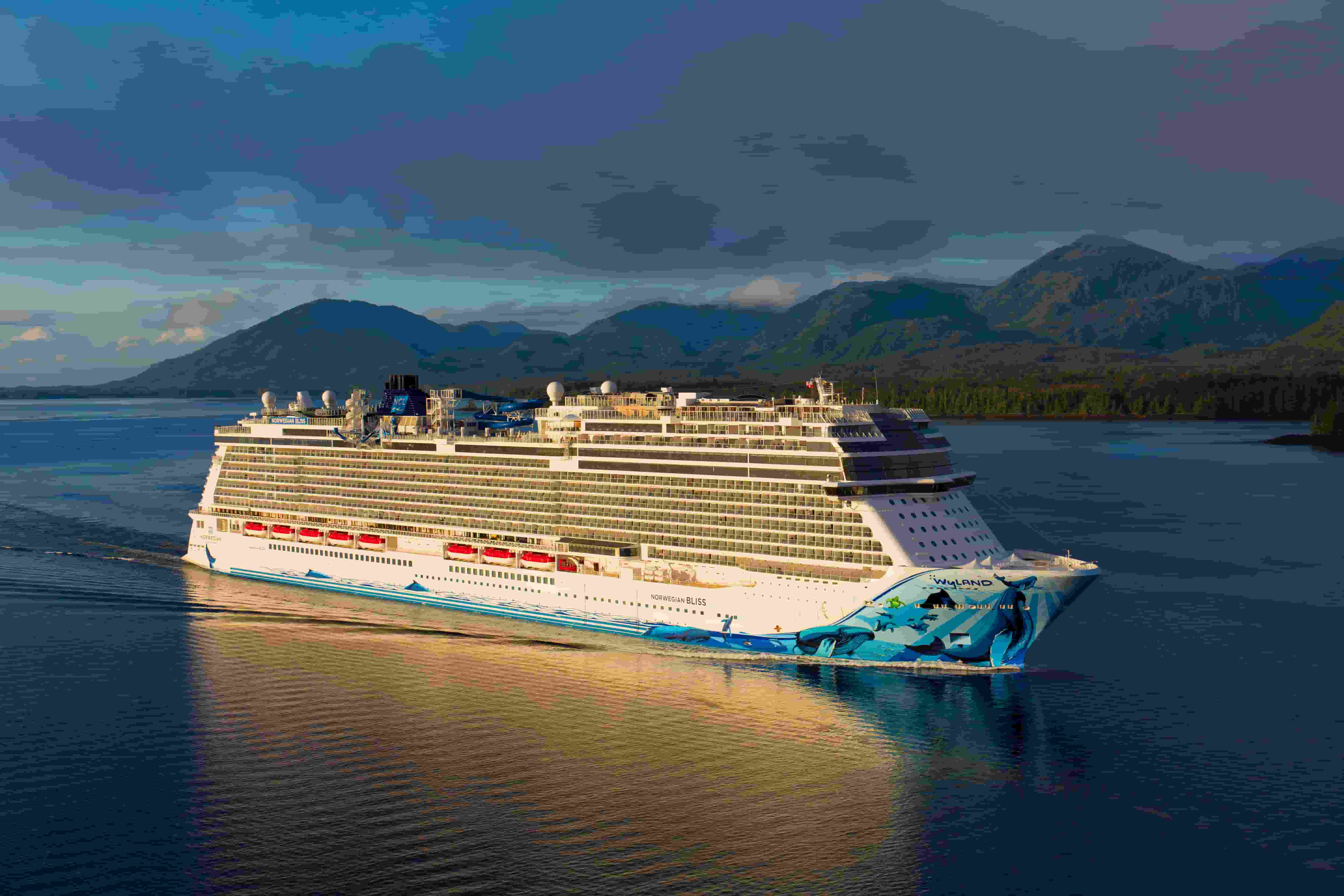 19-Day Panama Canal from New York to San Francisco: Mexico & Costa Rica