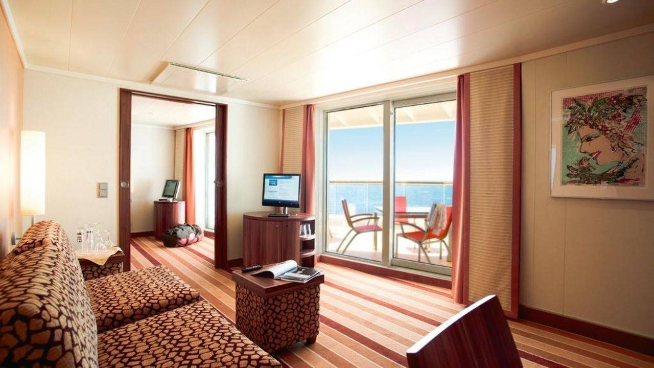 Premium Suite