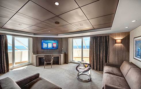 Yacht-Club-Royal Suite