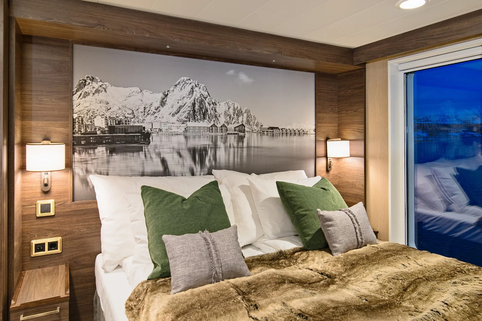 Expedition Mini Suite