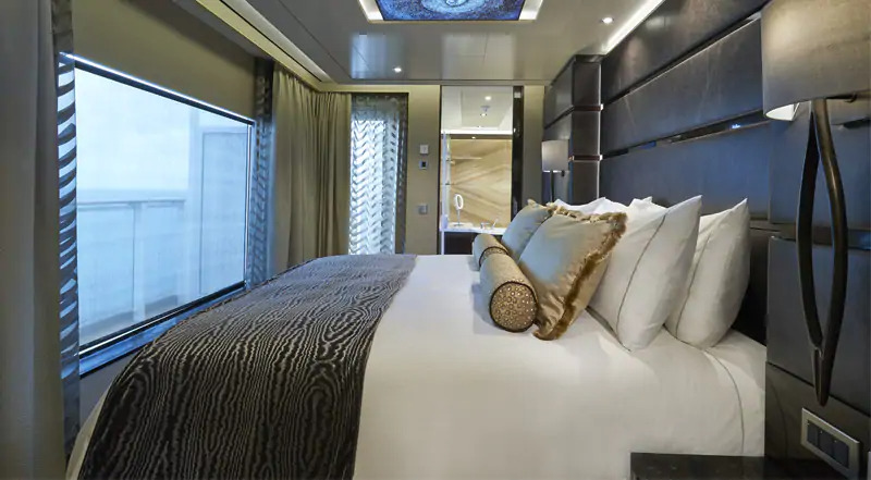 Suite de luxe du propriétaire avec grand balcon