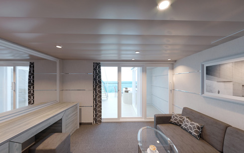 MSC YACHT CLUB MAISONETTE SUITE MIT WHIRLPOOL