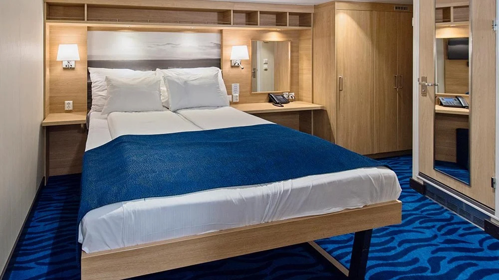 Polar Inside Cabin