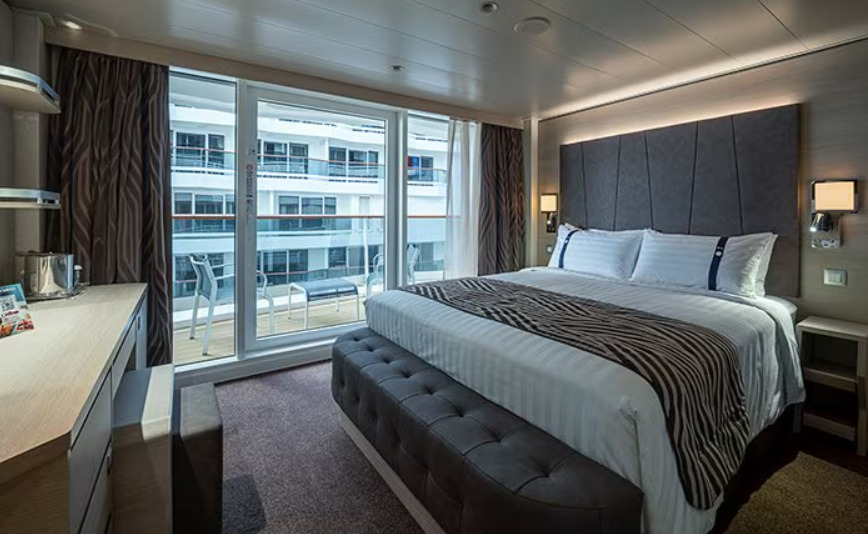 DELUXE BALKONKABINE MIT PROMENADENBLICK