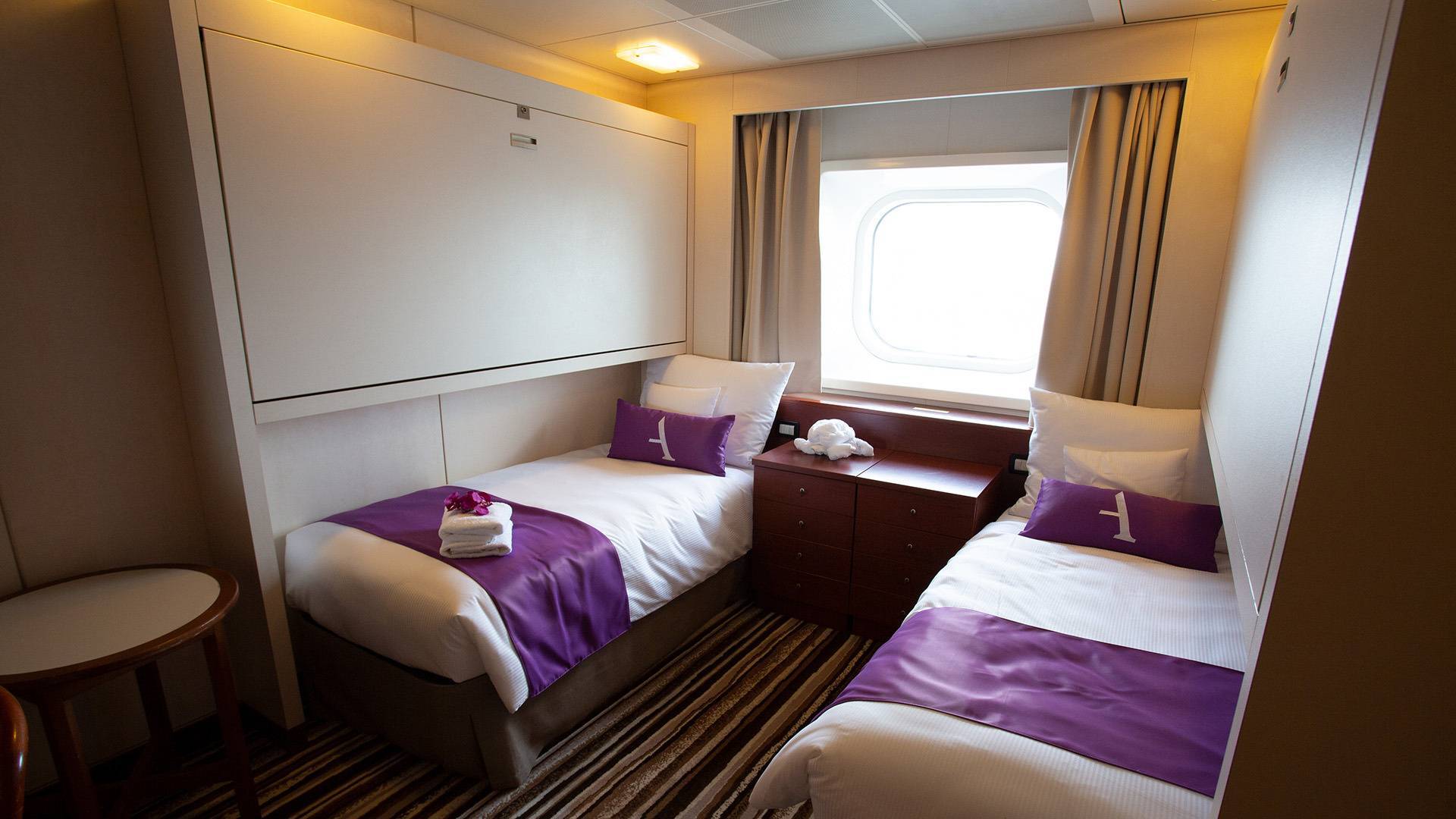 Ocean View Cabin (Midship - Deck 6)