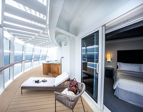 MSC Yacht Club Royal Suite mit Whirlpool-Bad
