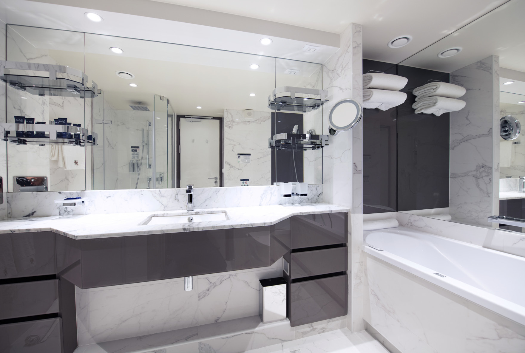 MSC Yacht Club Executive und Familien Suite mit Balkon
