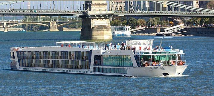 Gems of Southeast Europe - Budapest to Giurgiu